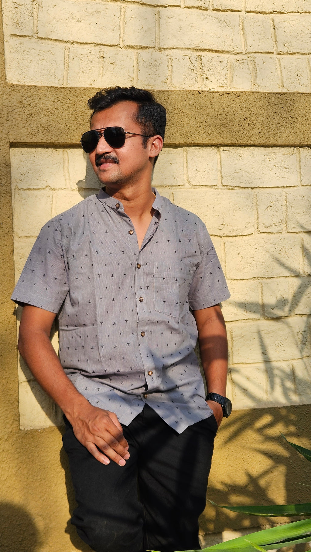 Stand collar handwoven shirt