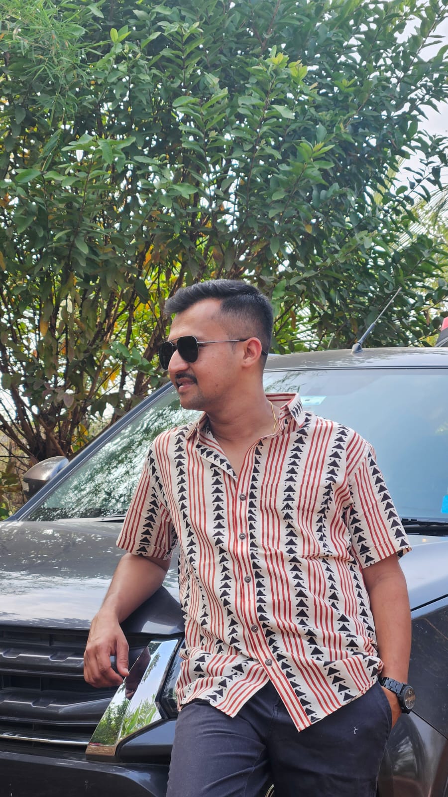 Half sleeves shirt