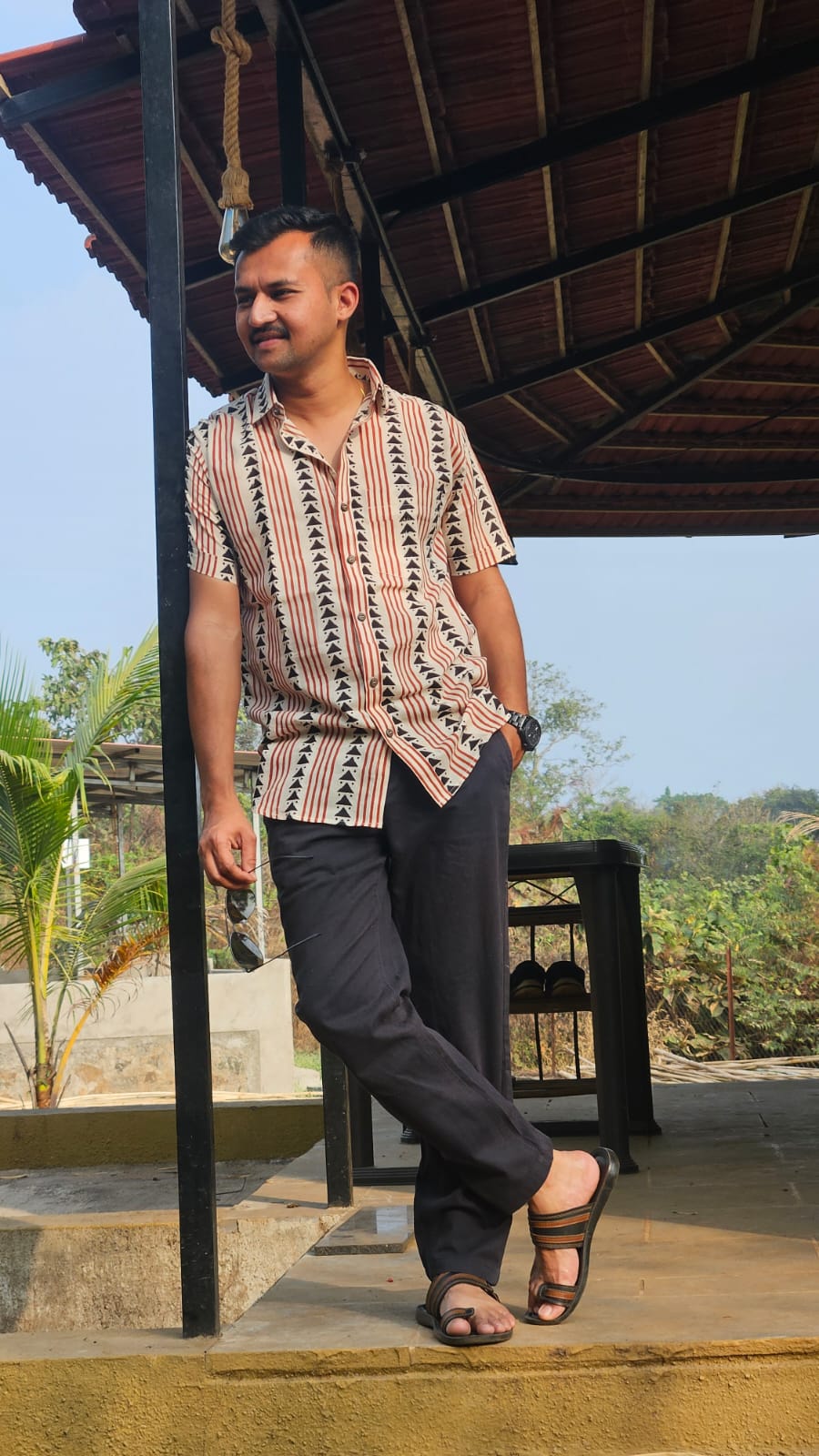 Half sleeves shirt