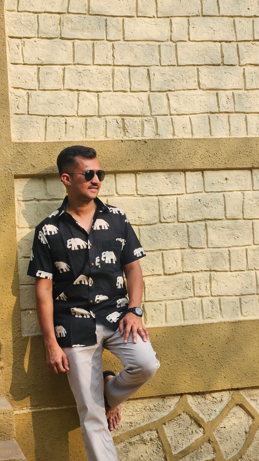 Half sleeves shirt
