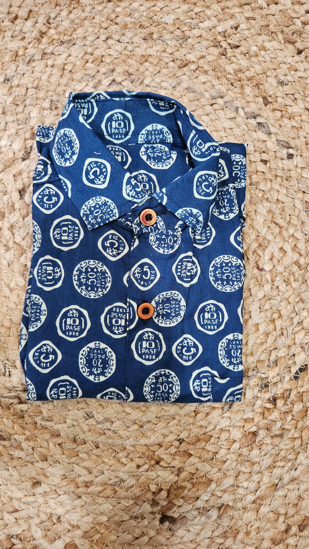 Coin printed shirt