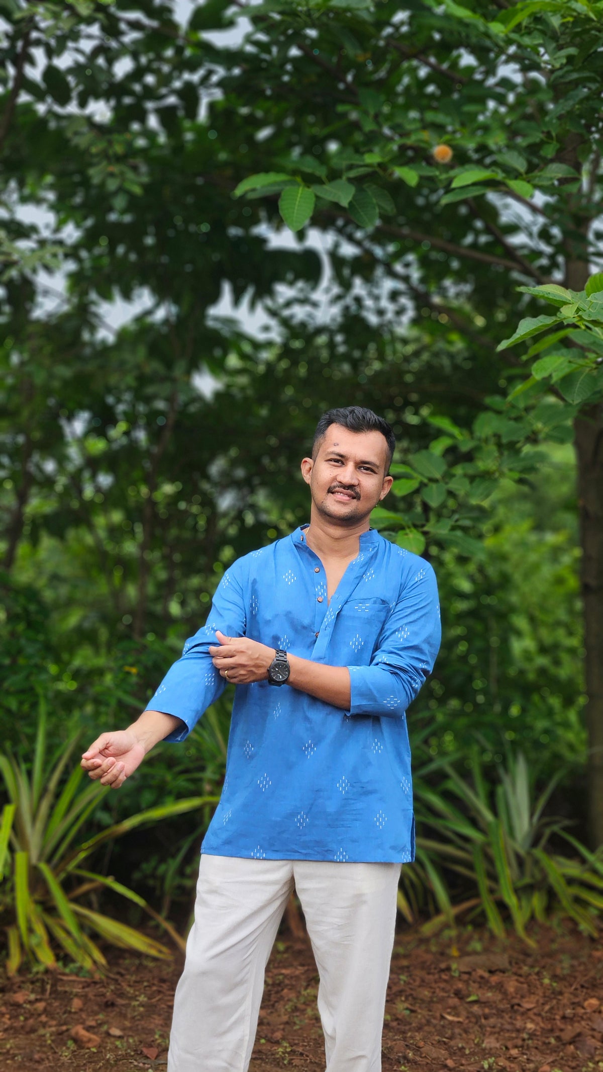 Blue handwoven short kurta
